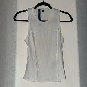 Lululemon tank top size 2